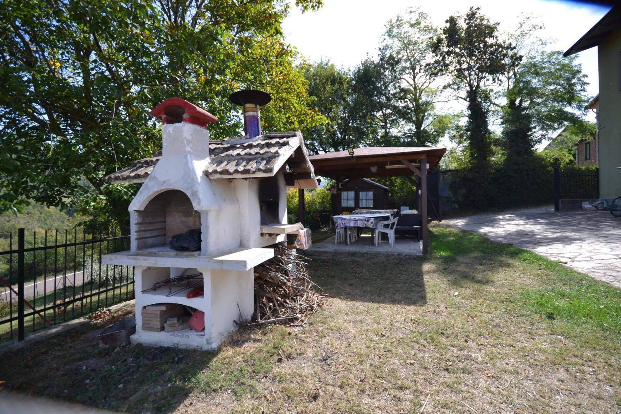 Casa Vacanze Mingos Lodio Di La Carpineta ภายนอก รูปภาพ
